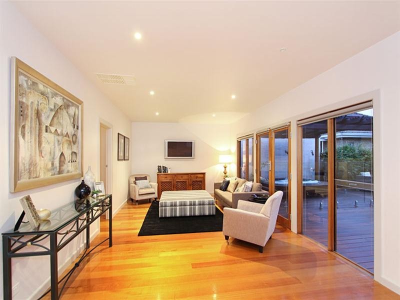 20 Delos Street, Oakleigh South VIC 3167