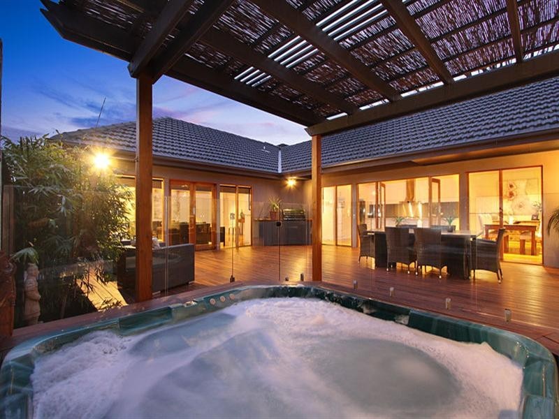 20 Delos Street, Oakleigh South VIC 3167