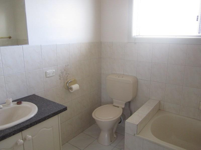 2/11 Timmings Street, Chadstone VIC 3148