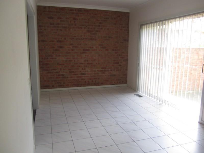 2/11 Timmings Street, Chadstone VIC 3148