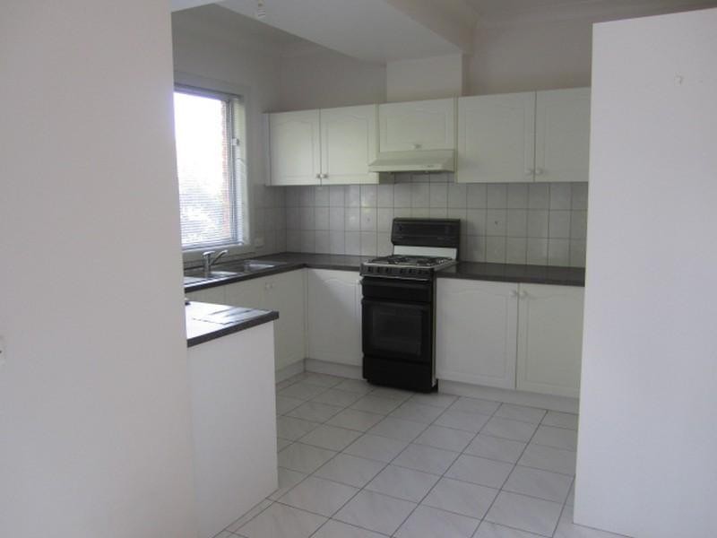 2/11 Timmings Street, Chadstone VIC 3148