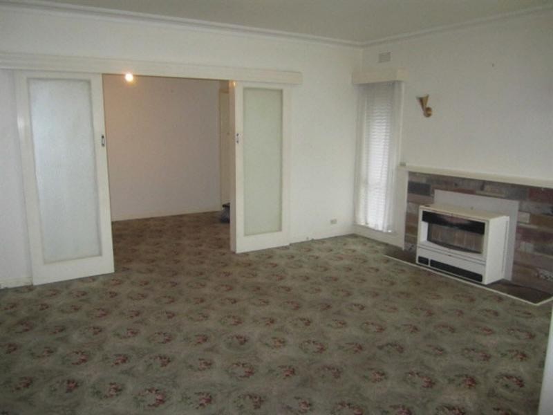 27 Closter Avenue, Ashwood VIC 3147