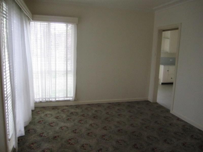 27 Closter Avenue, Ashwood VIC 3147