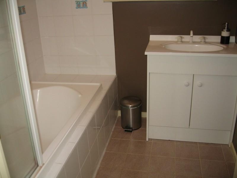 3 Gateway Close, Chadstone VIC 3148