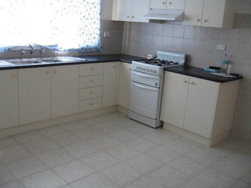 15 Leigh Street, Oakleigh VIC 3166