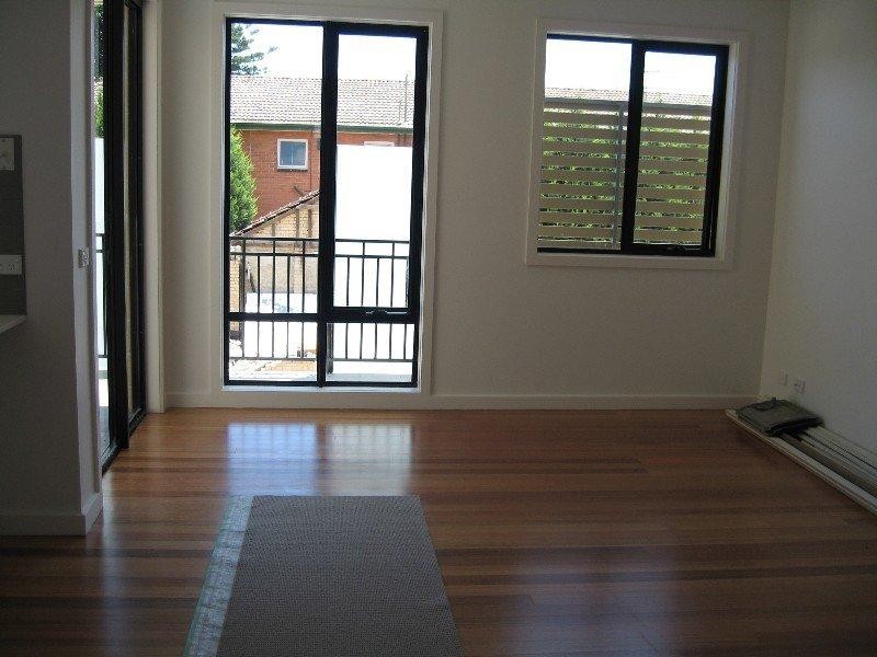 7/ 1407-1409 Dandenong Road, Malvern East VIC 3145
