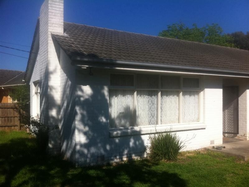 37 hillview Avenue, Mount Waverley VIC 3149