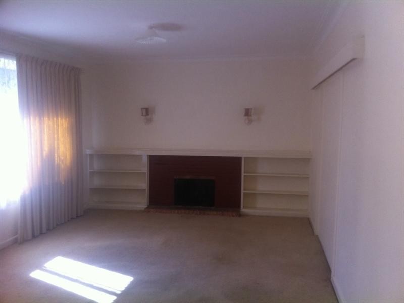 37 hillview Avenue, Mount Waverley VIC 3149