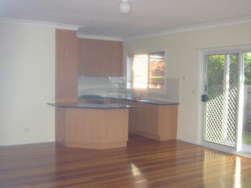 1/27 Bletchley Road, Oakleigh VIC 3166