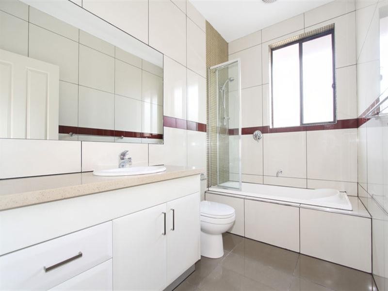 1/84 Moriah Street, Clayton VIC 3168