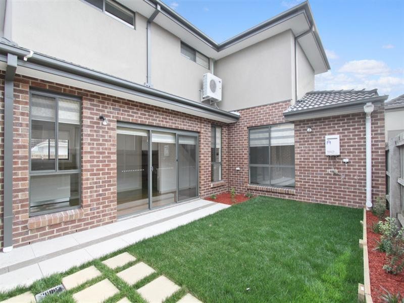 1/84 Moriah Street, Clayton VIC 3168