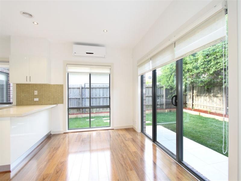 2/84 Moriah Street, Clayton VIC 3168