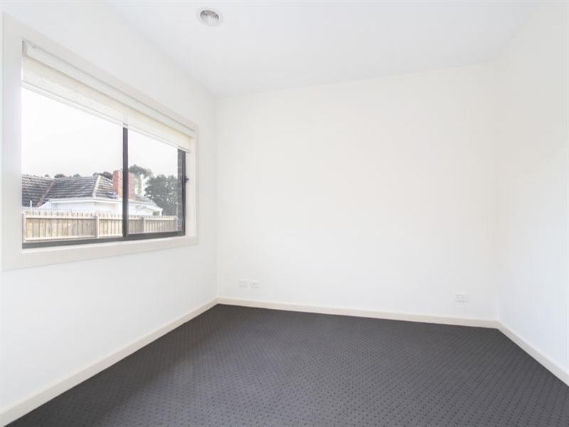 2/84 Moriah Street, Clayton VIC 3168