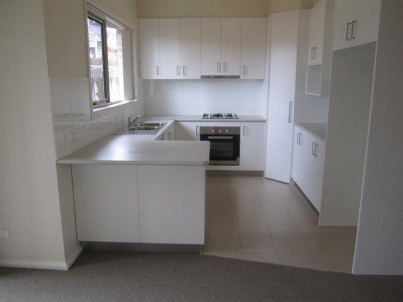 4/13 Sutherland Road, Dandenong VIC 3175