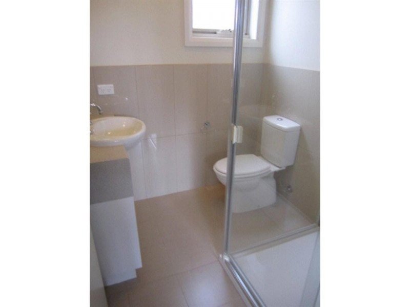 4/13 Sutherland Road, Dandenong VIC 3175