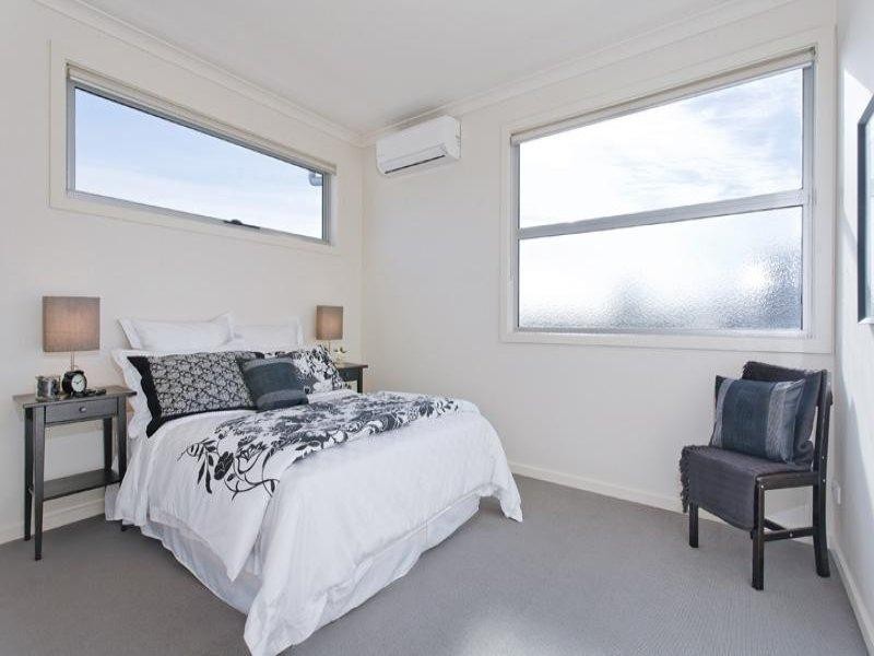 2/2 Moona Court, Chadstone VIC 3148