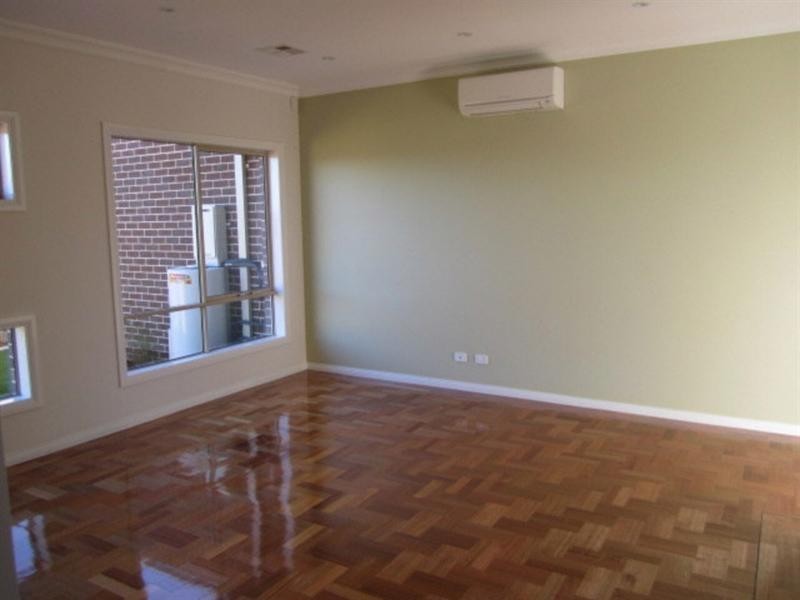 2/23 Stapley Crescent, Chadstone VIC 3148