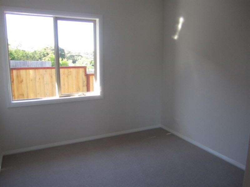 2/23 Stapley Crescent, Chadstone VIC 3148