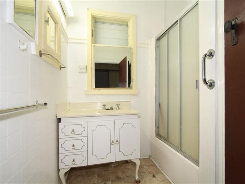 17 Callander Street, Hughesdale VIC 3166