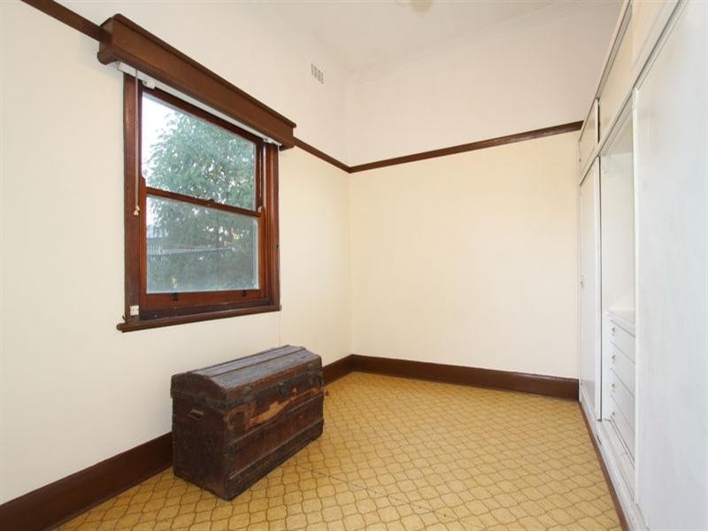 17 Callander Street, Hughesdale VIC 3166