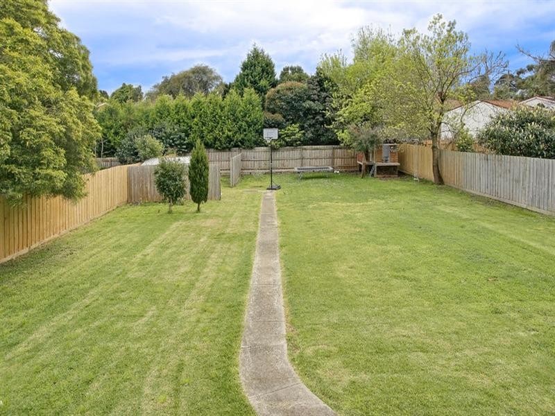 5 Mayfield Drive, Mount Waverley VIC 3149