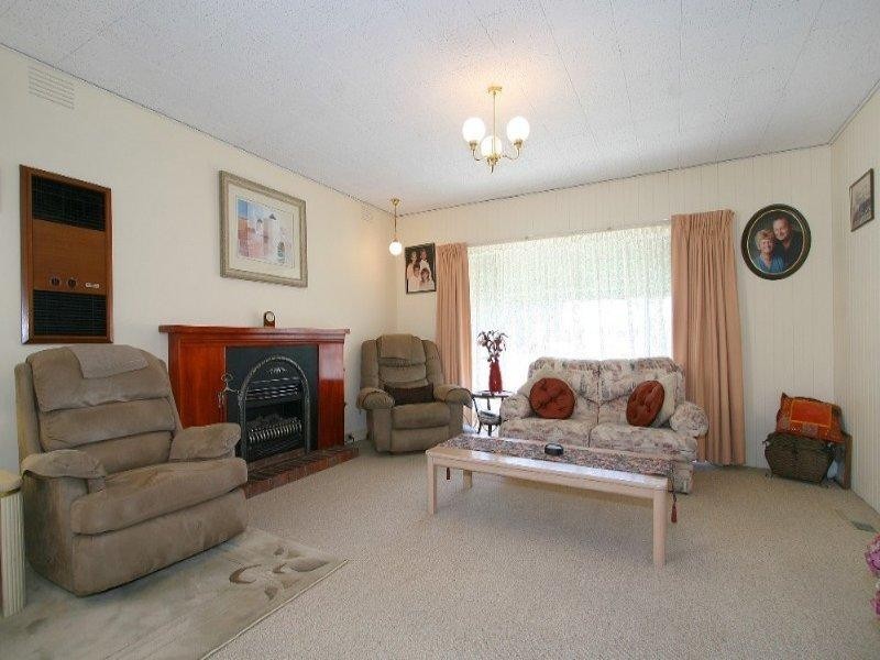 69 Carmichael Road, Oakleigh East VIC 3166