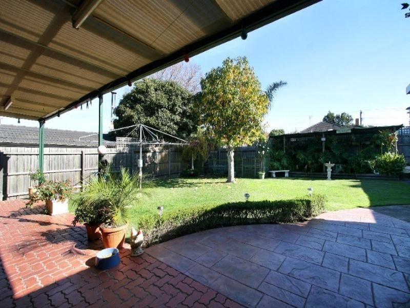 69 Carmichael Road, Oakleigh East VIC 3166