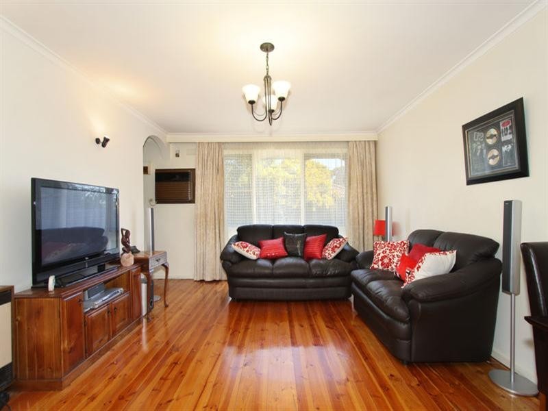 4/233 Warrigal Road, Cheltenham VIC 3192