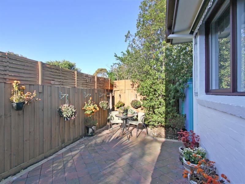 4/233 Warrigal Road, Cheltenham VIC 3192