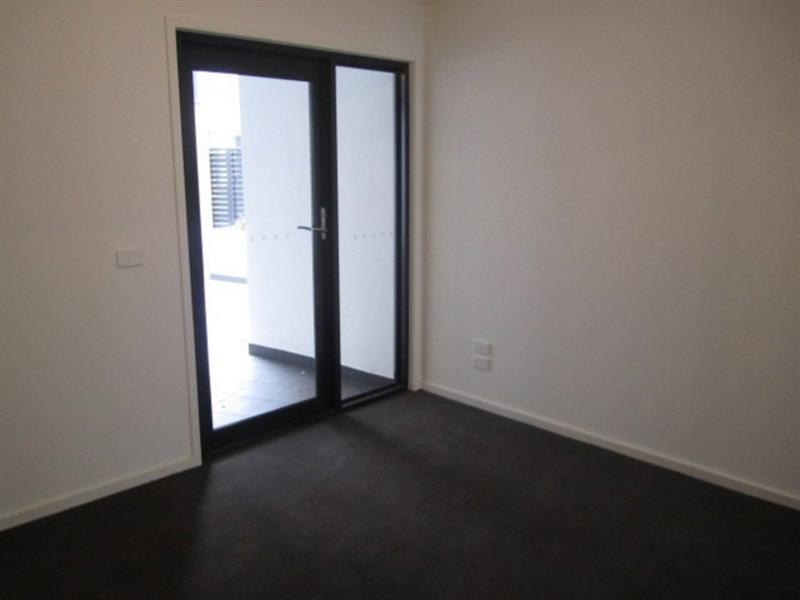 5/24-26 Burton Street, Clayton VIC 3168
