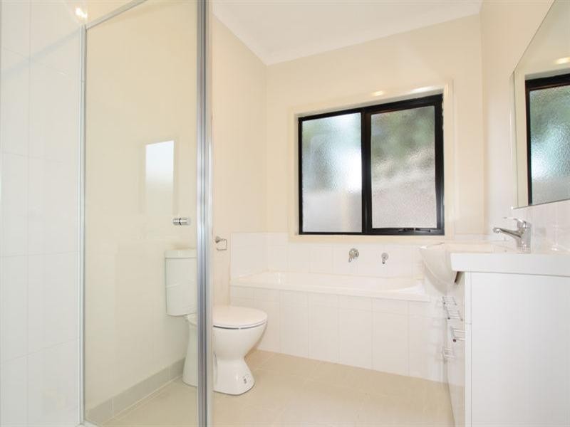 2/19 Alexander Avenue, Dandenong VIC 3175