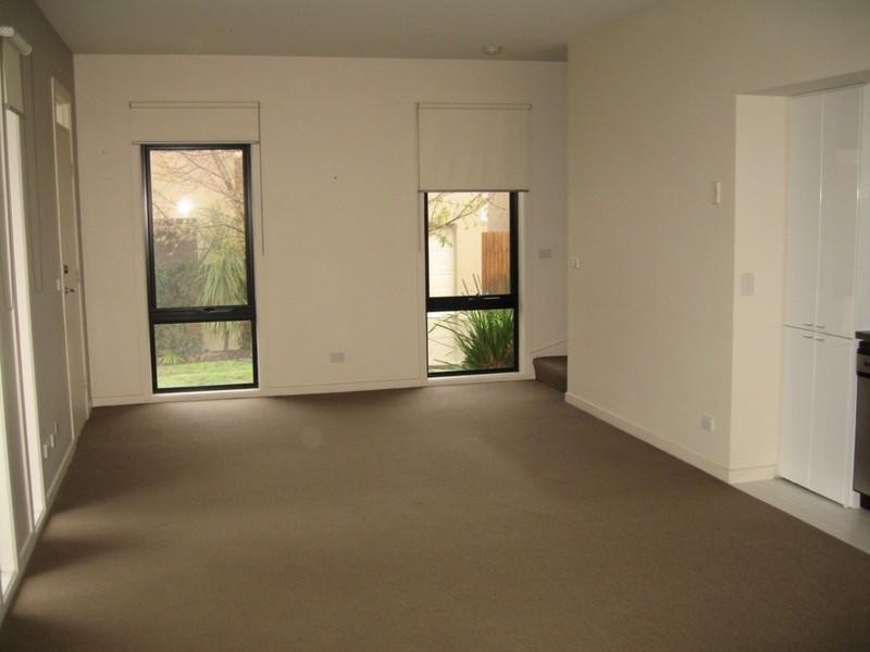 17 Leaf Court, Clayton VIC 3168