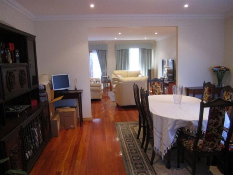 2/36 Truganini Road, Carnegie VIC 3163