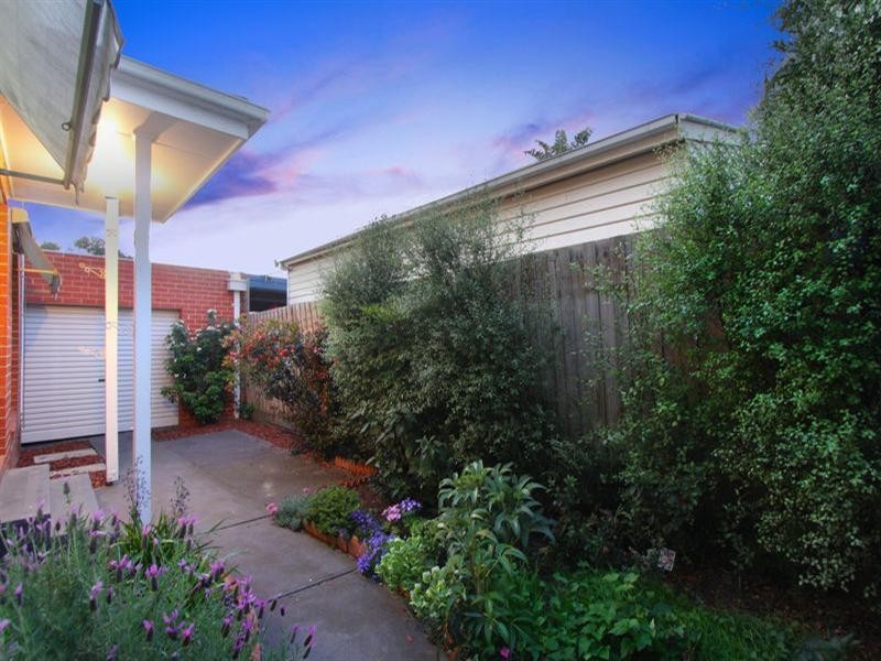 3/10 Kinrade Street, Hughesdale VIC 3166