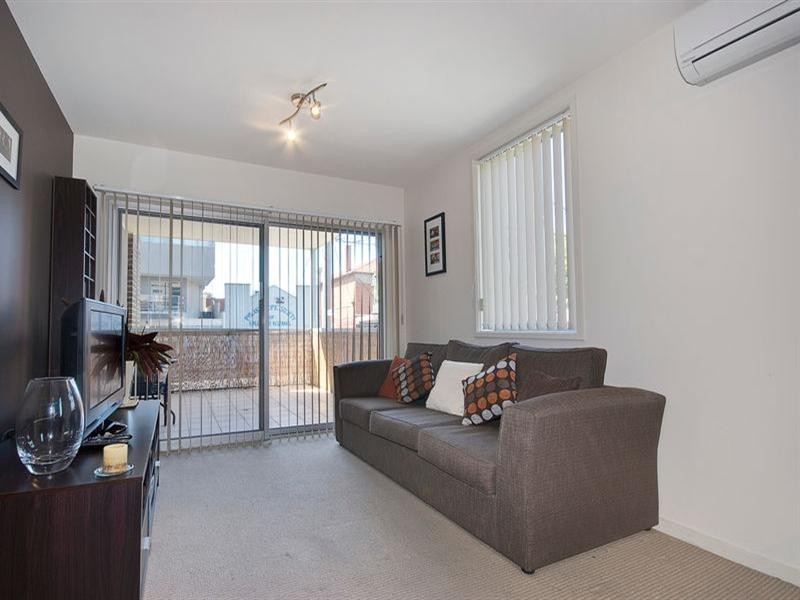 1/82-86 Atherton Road, Oakleigh VIC 3166