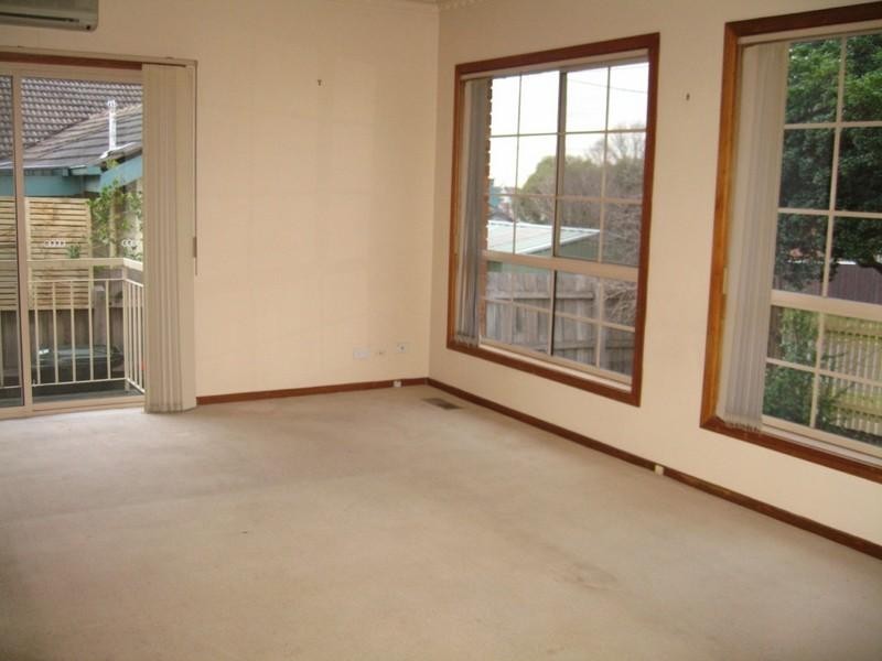 11A Hillcrest Avenue, Chadstone VIC 3148