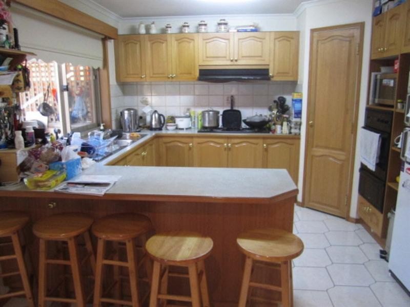 4 Kendall Court, Oakleigh East VIC 3166