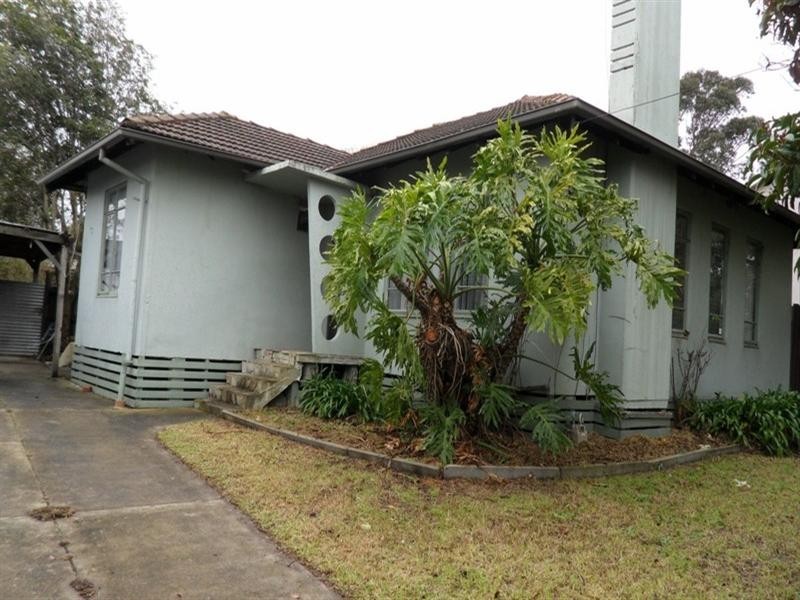 32 Jindabyne Avenue, Chadstone VIC 3148