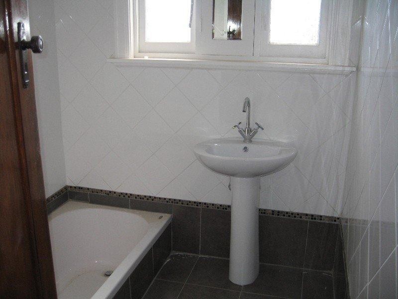 61 Euston Road, Hughesdale VIC 3166