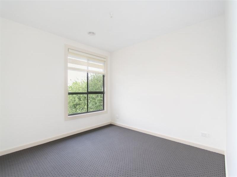 2/84 Moriah Street, Clayton VIC 3168