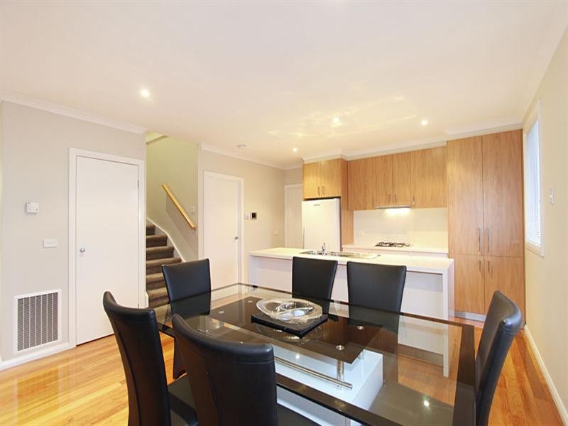 1/6 Hourigan Avenue, Clayton VIC 3168