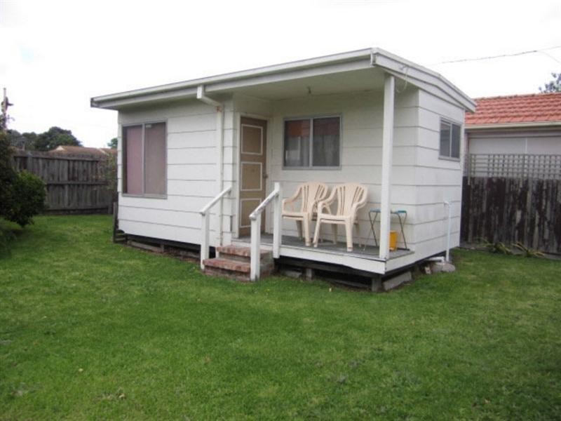 68 Power Avenue, Chadstone VIC 3148