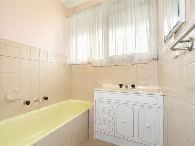 19 Morton Street, Clayton VIC 3168