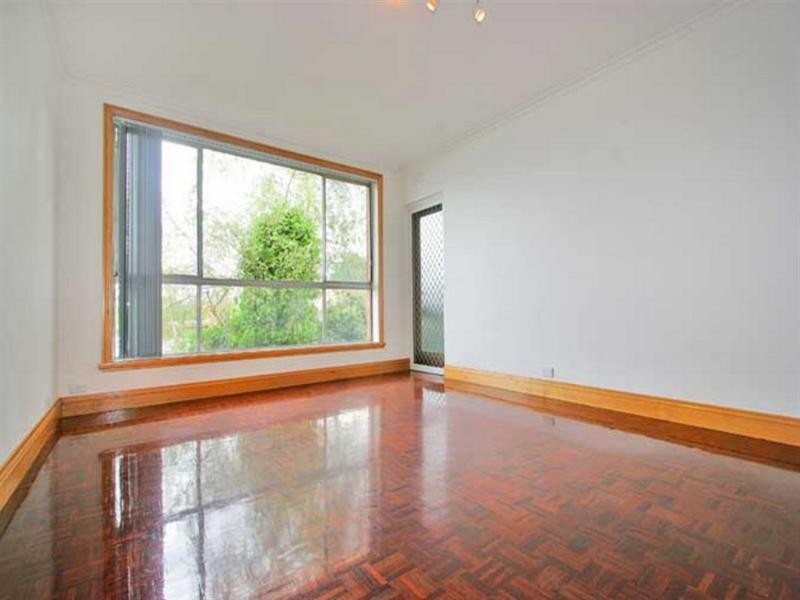 11/10 Albert Avenue, Oakleigh VIC 3166