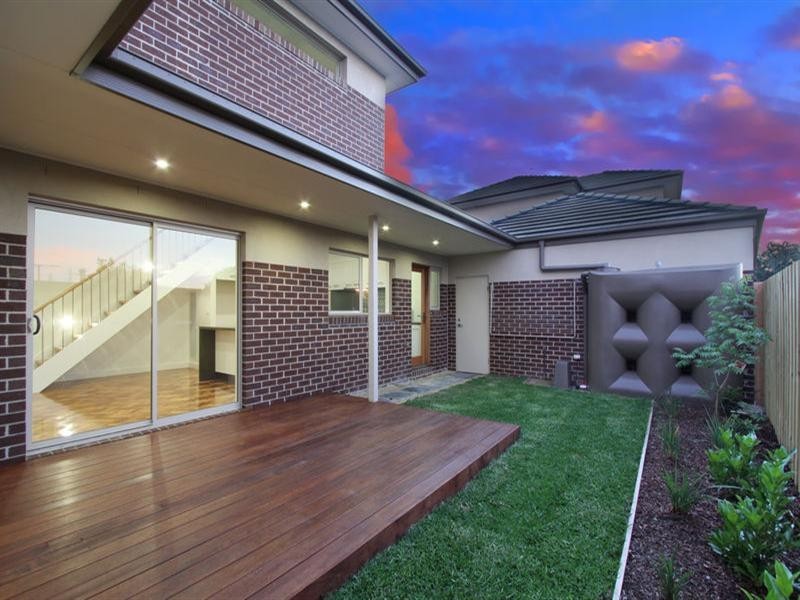 1/10 Cremin Court, Mount Waverley VIC 3149