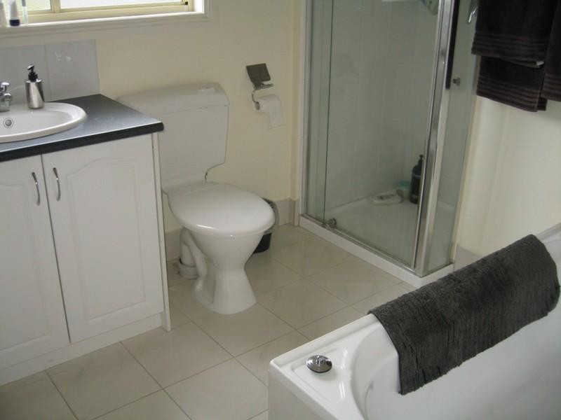 1/1 Coora Road, Oakleigh South VIC 3167