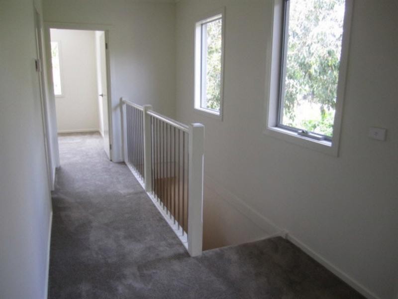 6/18 Cabena Crescent, Chadstone VIC 3148