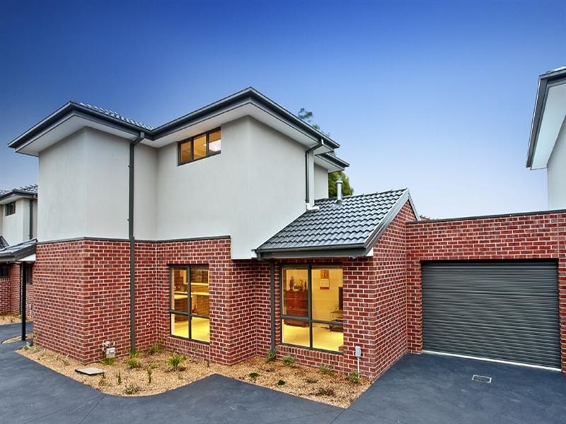 2/84 Ferntree Gully Road, Oakleigh East VIC 3166