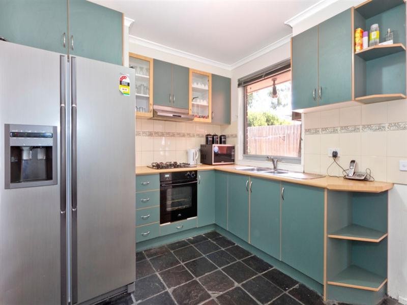 20 Edeys Run, Hampton Park VIC 3976