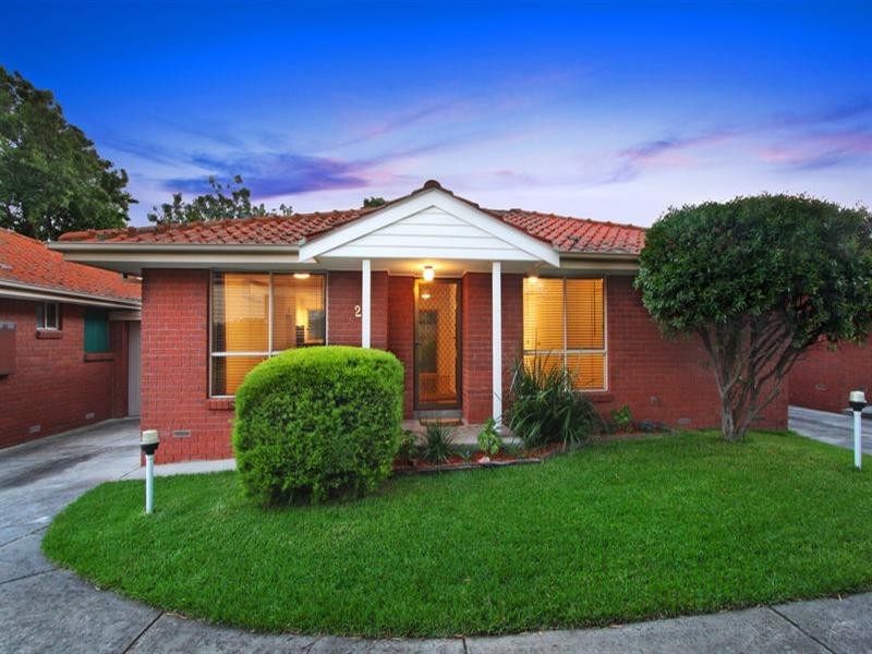 2/13 Normanby Street, Hughesdale VIC 3166